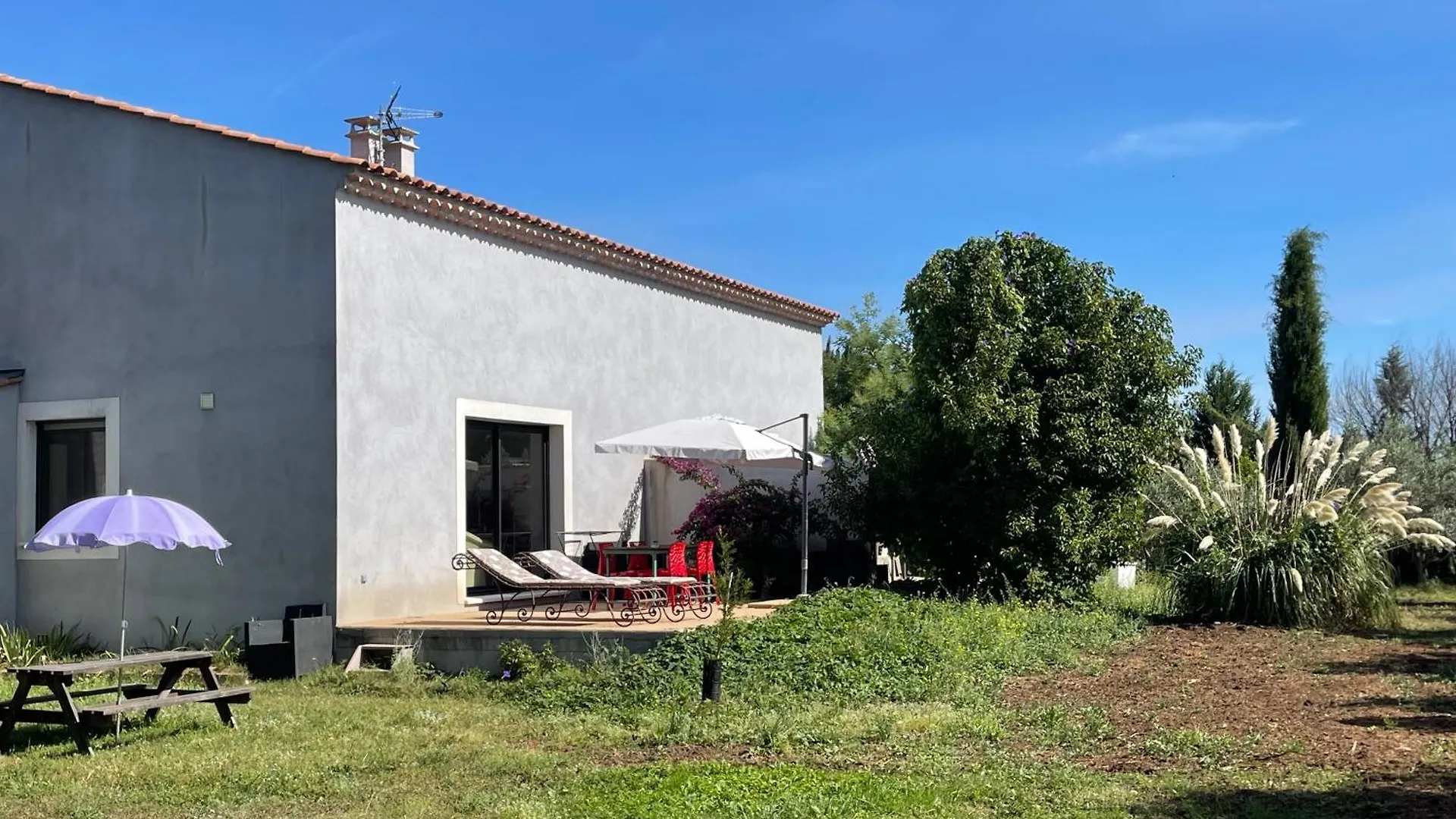 Gite Alpilles & Piscine - Oliveraie Bio Mas De Cargane Entressen 0*,  France
